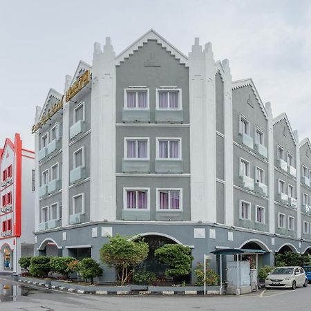 ยูโร ริช โฮเต็ล เมลลาก้า Hotel Malacca ภายนอก รูปภาพ