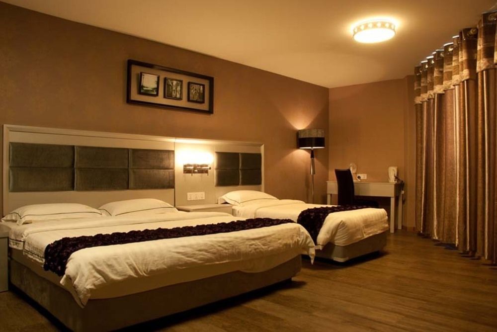 ยูโร ริช โฮเต็ล เมลลาก้า Hotel Malacca ภายนอก รูปภาพ