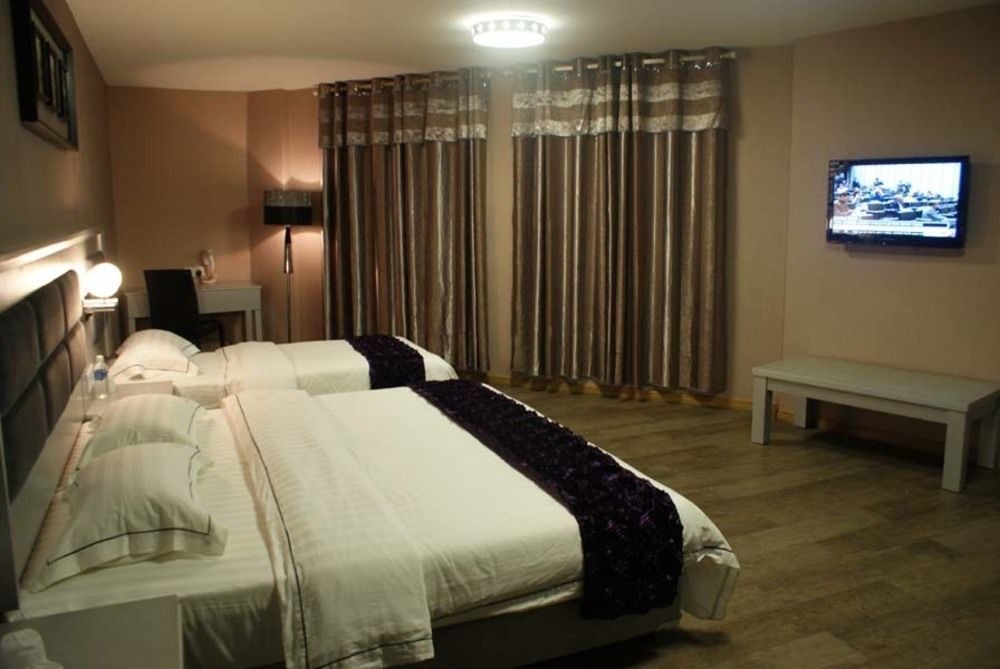 ยูโร ริช โฮเต็ล เมลลาก้า Hotel Malacca ภายนอก รูปภาพ
