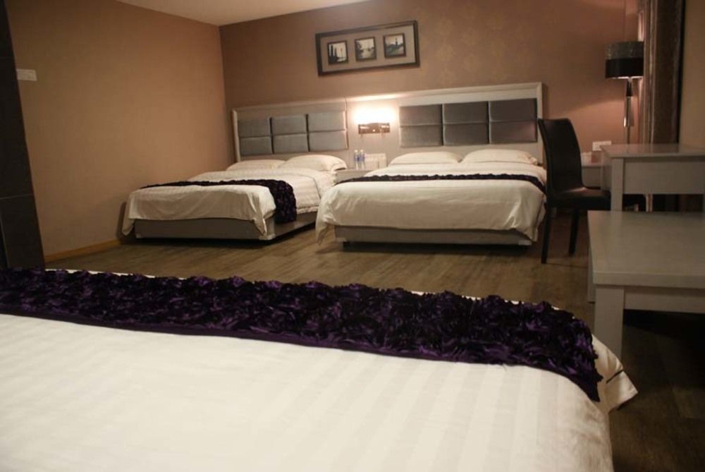 ยูโร ริช โฮเต็ล เมลลาก้า Hotel Malacca ภายนอก รูปภาพ