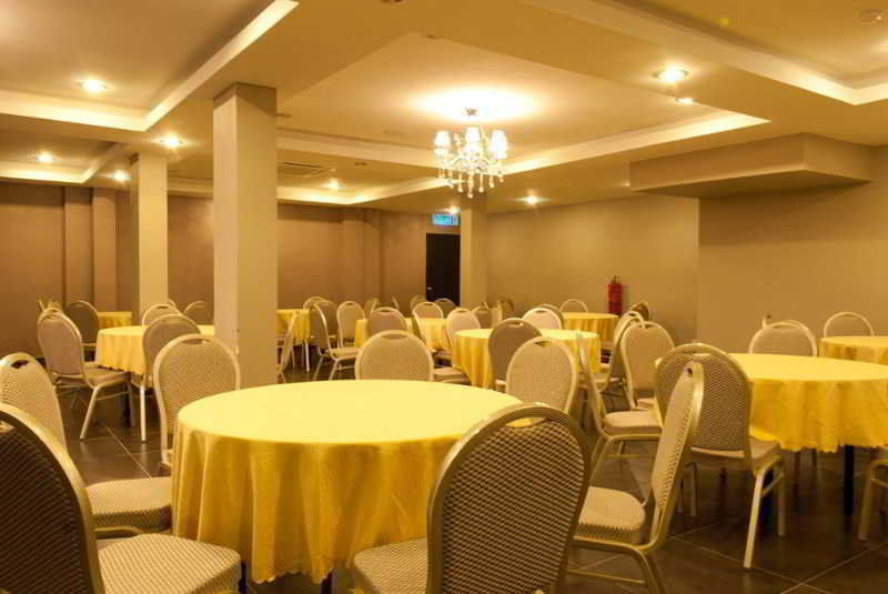 ยูโร ริช โฮเต็ล เมลลาก้า Hotel Malacca ภายนอก รูปภาพ